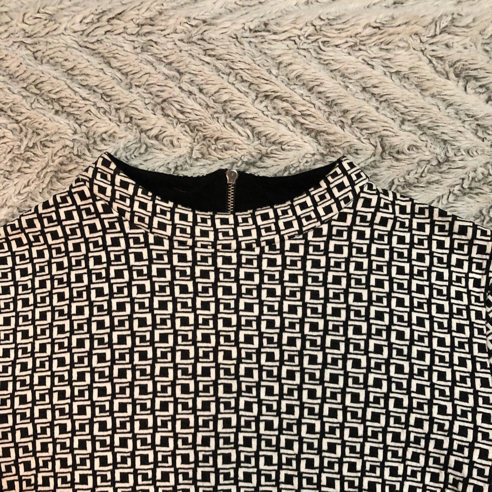 Structured crop top - Picture 2 of 3